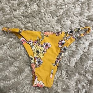 Kulanis Kinis - Yellow Floral Bottoms